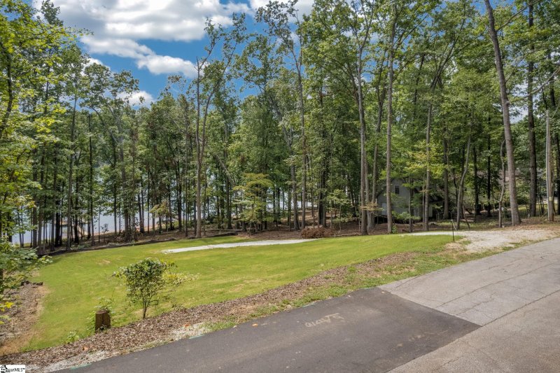 Property image 3 at 417 Kenwood Drive, Westminster, SC 29693