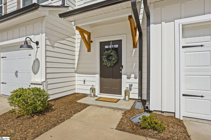 Property image 2 at 213 Broad Banyan Court, Greer, SC 29650