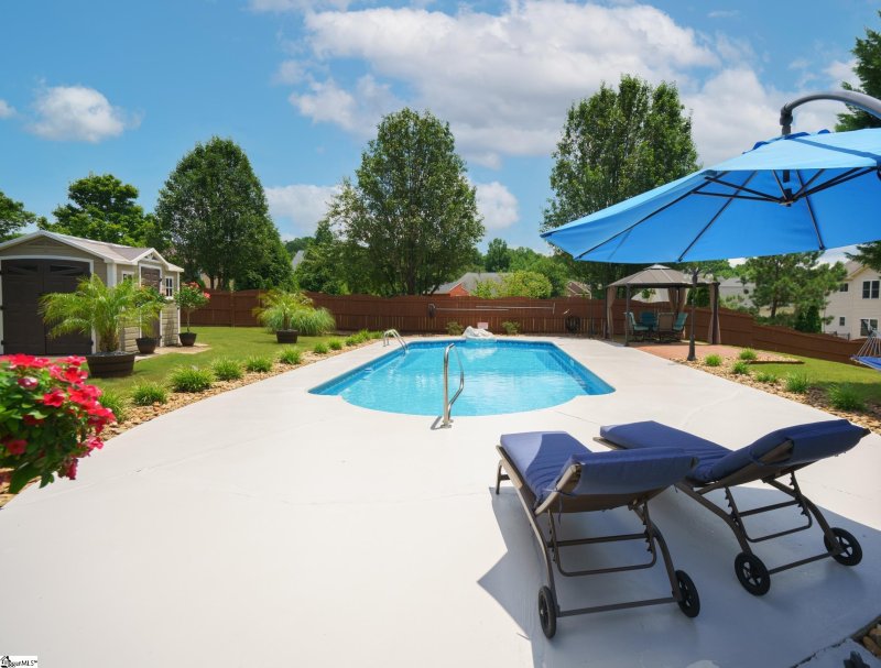 Property image 3 at 5 Tennwood Drive, Greenville, SC 29609