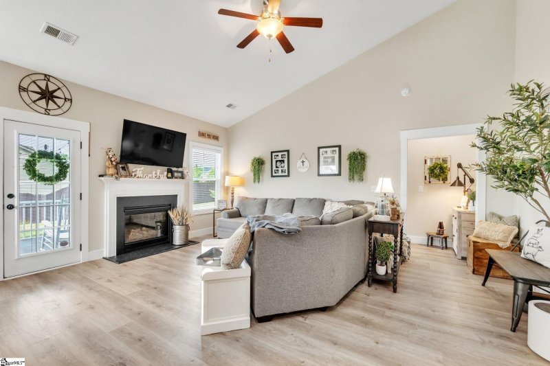 Property image 4 at 262 E Pyrenees Drive, Lyman, SC 29365