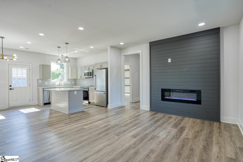 Property image 5 at 1409 5th Avenue, Greenville, SC 29611