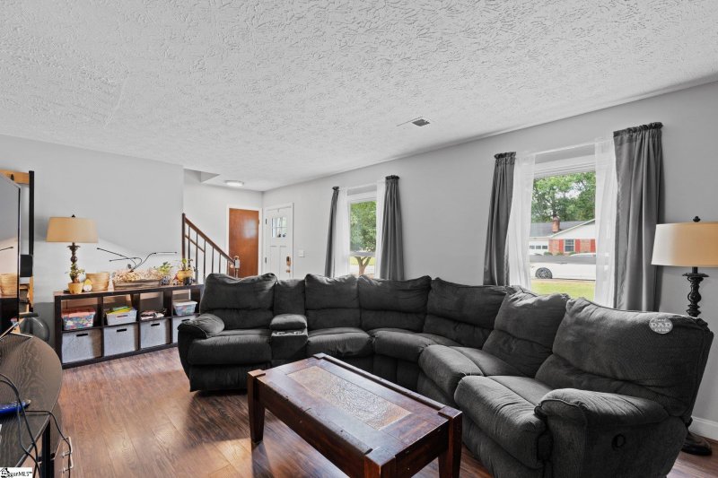 Property image 5 at 19 Clearfield Road, Greenville, SC 29607