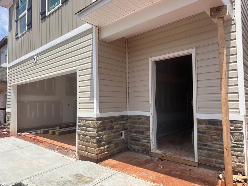 Property image 2 at 1094 Silverbend Trail, Duncan, SC 29334