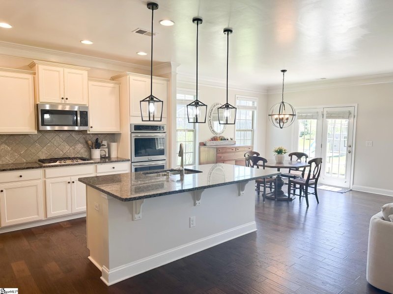 Property image 2 at 404 Brandybuck Drive, Piedmont, SC 29673