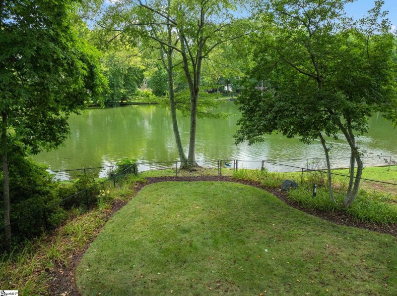 Property image 3 at 11 Red Fox Trail, Greenville, SC 29615