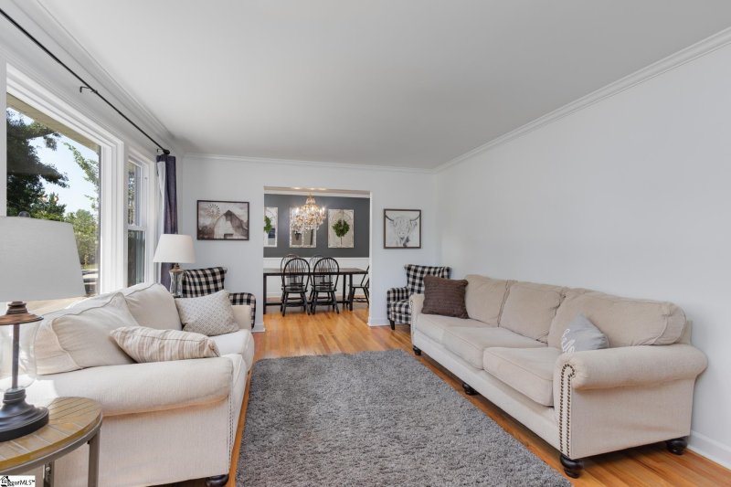 Property image 3 at 33 Oriole Street, Greenville, SC 29609