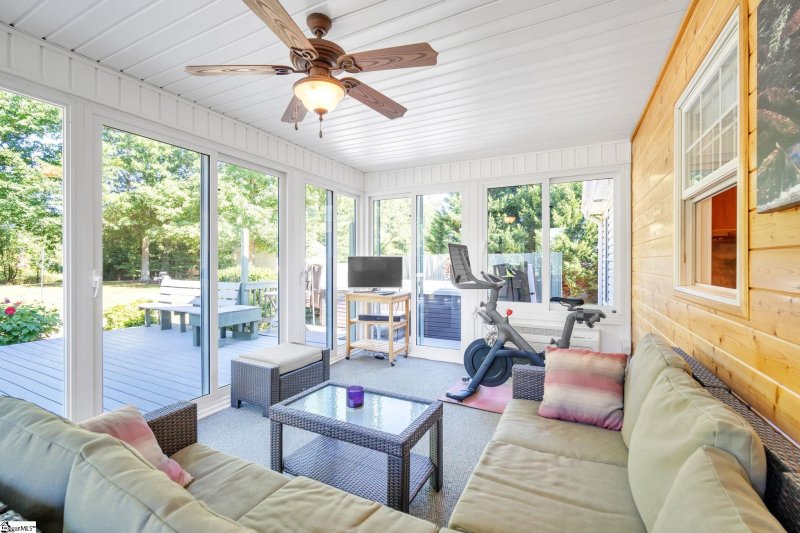 Property image 5 at 120 Hallmark Circle, Easley, SC 29640-9696