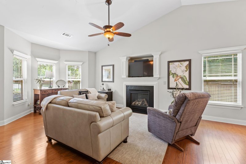 Property image 4 at 7 Leeds Court, Simpsonville, SC 29681