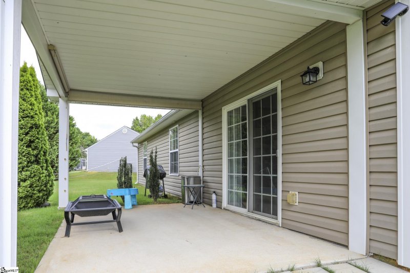 Property image 4 at 347 Collin Rogers Drive, Moore, SC 29369