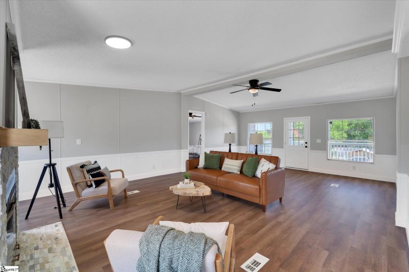 Property image 5 at 421 Roe Road, Greenville, SC 29611-7435