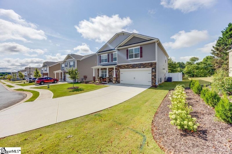 Property image 2 at 225 Lily Pond Place, Easley, SC 29642