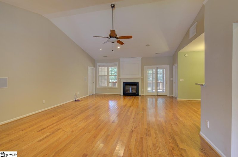 Property image 3 at 22 Saybrook Road, Simpsonville, SC 29681