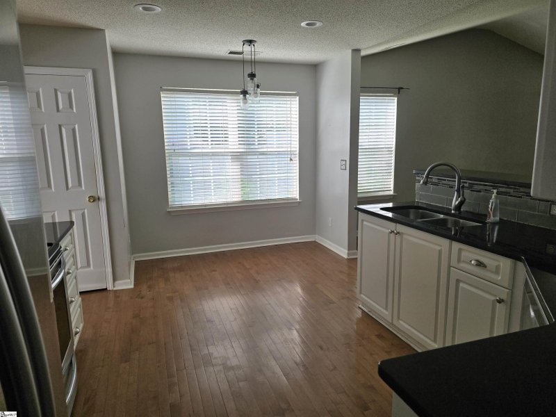 Property image 5 at 627 Fairview Lake Way, Simpsonville, SC 29680