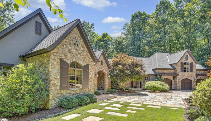 Property image 2 at 15 Lookout Ridge Drive, Travelers Rest, SC 29690