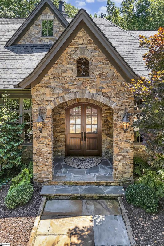 Property image 3 at 15 Lookout Ridge Drive, Travelers Rest, SC 29690