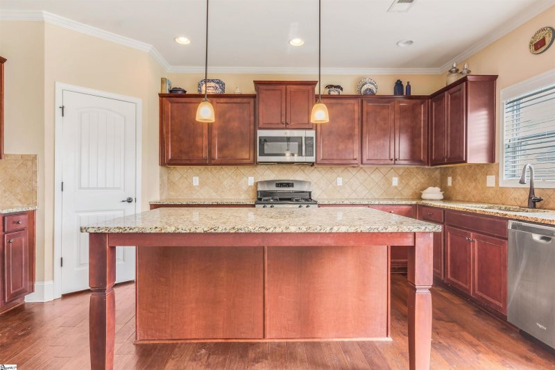 Property image 2 at 209 Marshfield Court, Easley, SC 29642