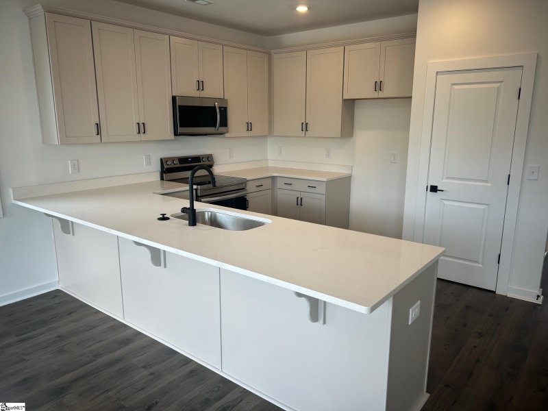 Property image 5 at 1255 Westgate Village Drive, Spartanburg, SC 29301