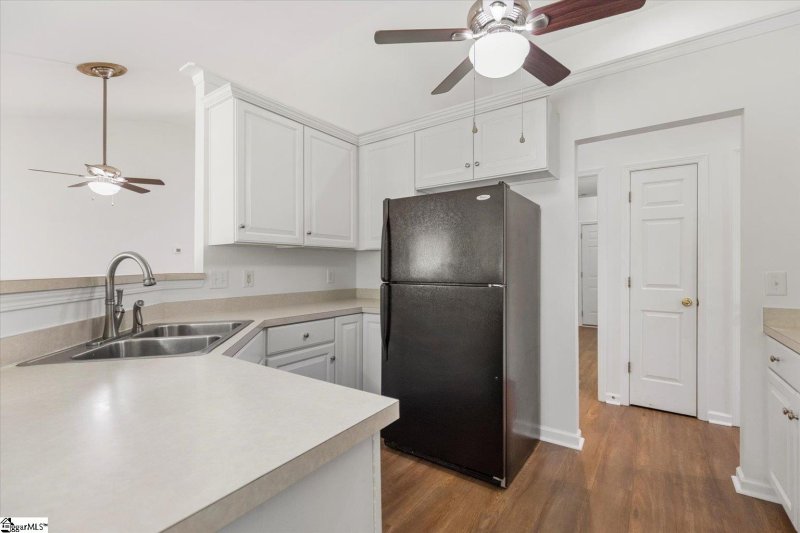 Property image 4 at 119 Crown Empire Court, Simpsonville, SC 29681