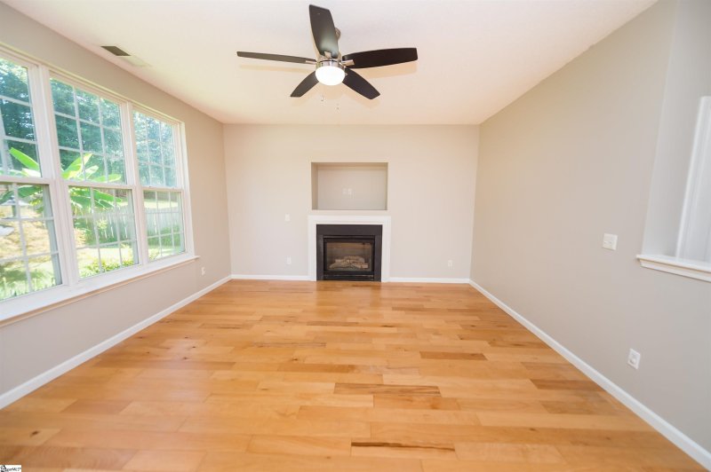 Property image 2 at 516 Grafton Court, Greer, SC 29650-4764