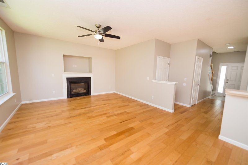 Property image 5 at 516 Grafton Court, Greer, SC 29650-4764