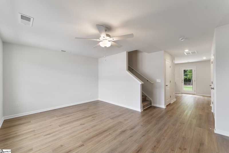 Property image 2 at 658 Blossom Run, Spartanburg, SC 29307