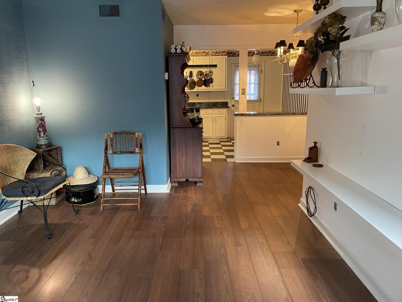 Property image 5 at 501 Edwards Road, Greenville, SC 29615