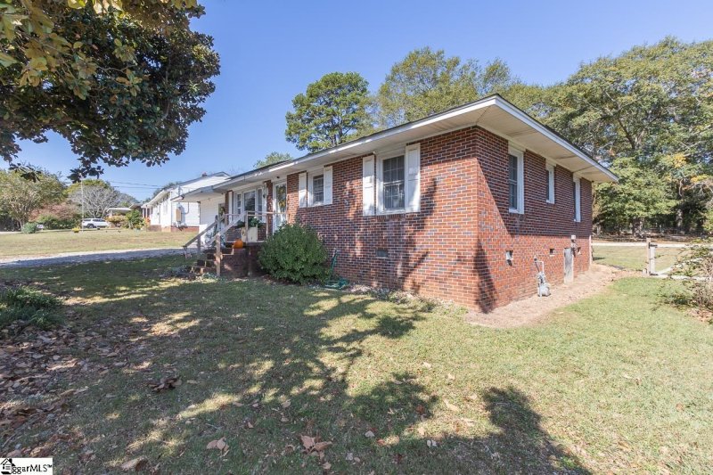 Property image 3 of 14 Dianne Avenue in None, Pelzer, SC 29669