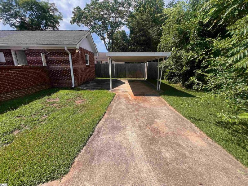 Property image 3 at 100 Old Paris Mountain Road, Greenville, SC 29609