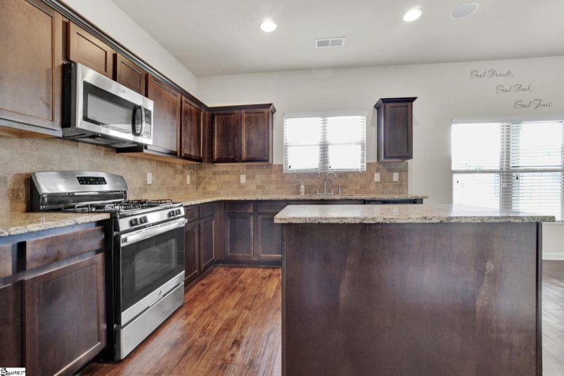 Property image 5 at 105 Elmhaven Drive, Simpsonville, SC 29681