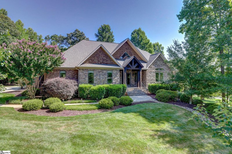 105 Tallulah Terrace