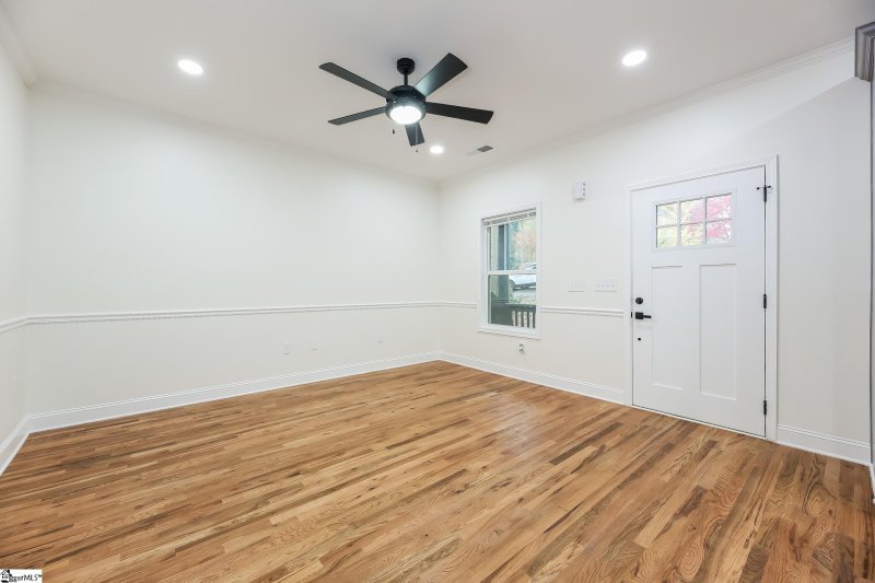 Property image 3 at 416 Crosby Circle, Greenville, SC 29605-1312