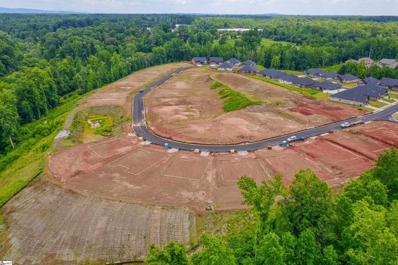 Property image 3 at 328 Cypress Hollow Trail, Piedmont, SC 29673