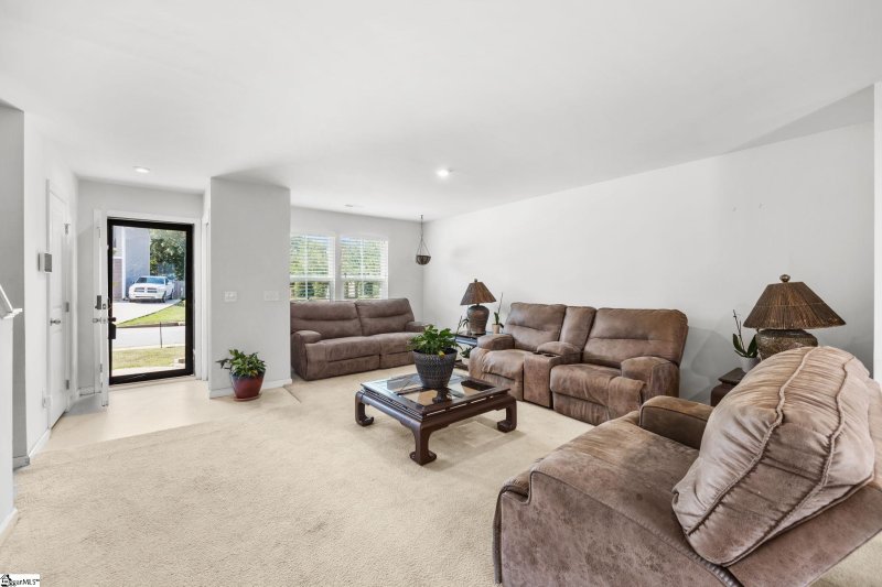 Property image 3 at 3 Maplestead Farms Court, Greenville, SC 29617