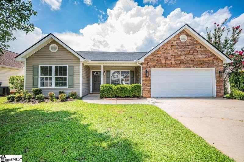 3 Heatherfield Drive