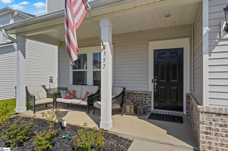 Property image 3 at 357 Pewter Circle, Simpsonville, SC 29680