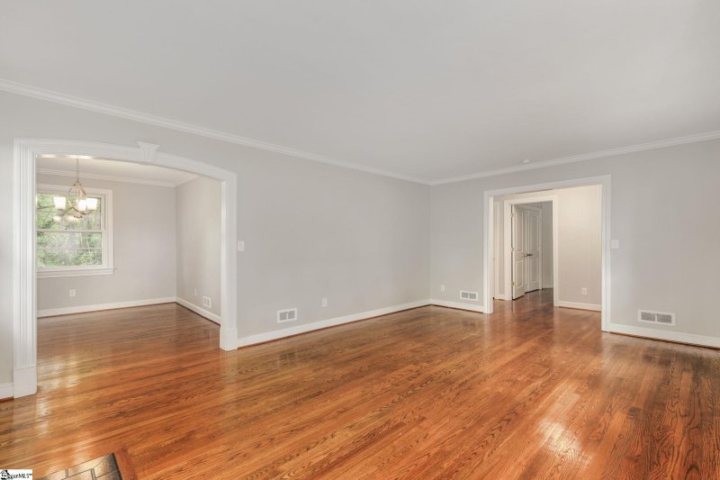 Property image 5 at 207 Bradley Boulevard, Greenville, SC 29609