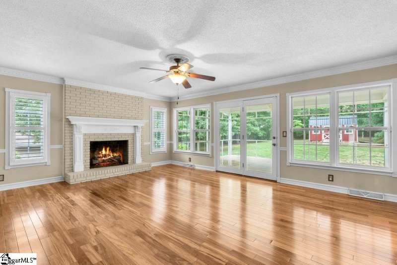 Property image 5 at 305 Quail Run Circle, Fountain Inn, SC 29644-1409