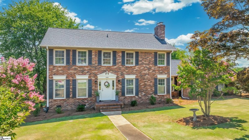 Property image 2 at 406 Mount Vernon Road, Greer, SC 29651-1751