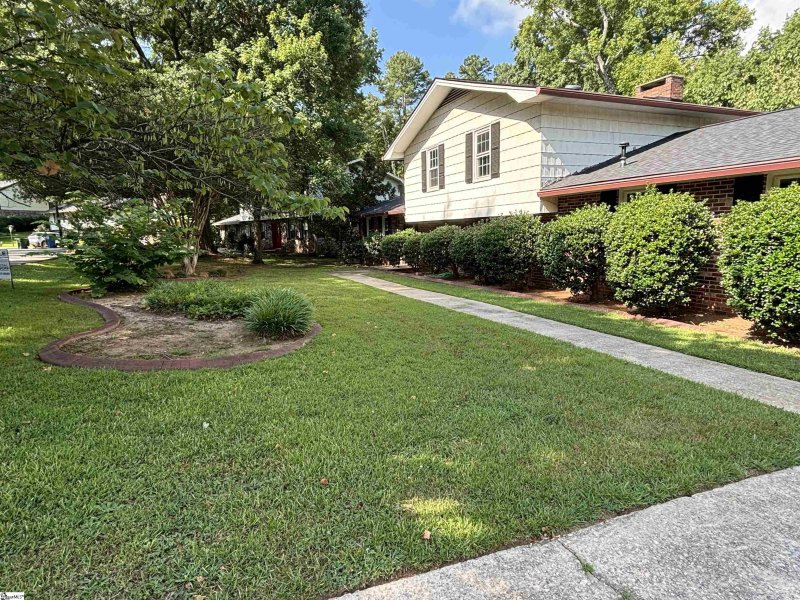 Property image 3 at 112 Meadowbrook Drive, Mauldin, SC 29662-2762