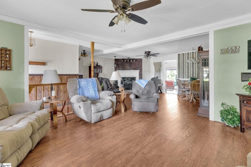 Property image 4 at 107 Golden Grove Circle, Piedmont, SC 29673