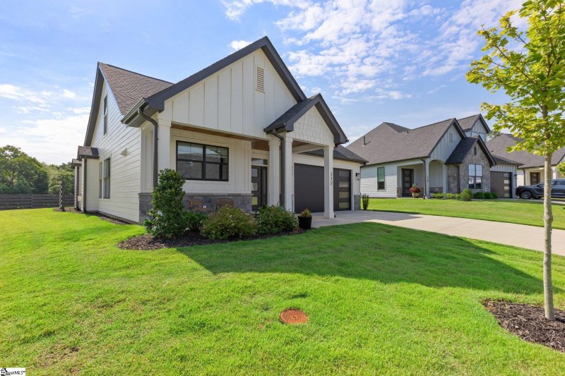 Property image 5 at 112 Winding Rock Road, Simpsonville, SC 29680-2486