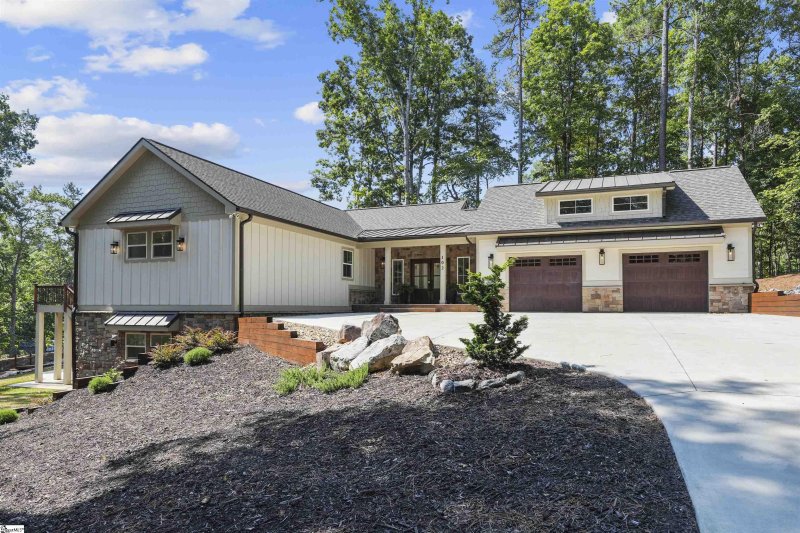 Property image 4 at 102 N Wynward Pointe Drive, Salem, SC 29676