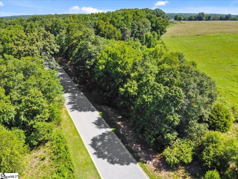 Property image 5 at 25 Modesto Lane, Simpsonville, SC 29681