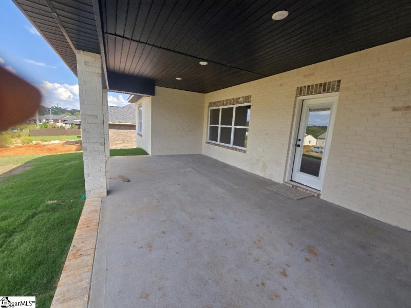 Property image 4 of 506 Anhinga Road in Hidden Lake Estates, Greenville, SC 29605