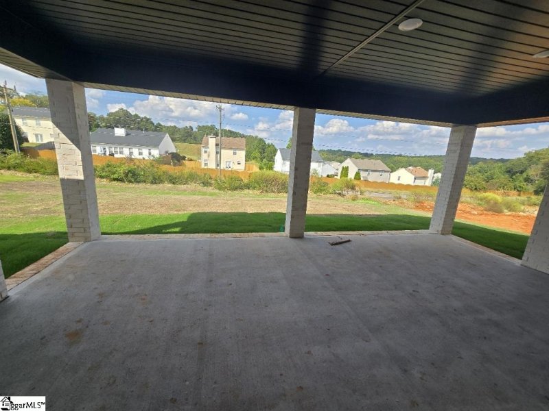 Property image 5 of 506 Anhinga Road in Hidden Lake Estates, Greenville, SC 29605