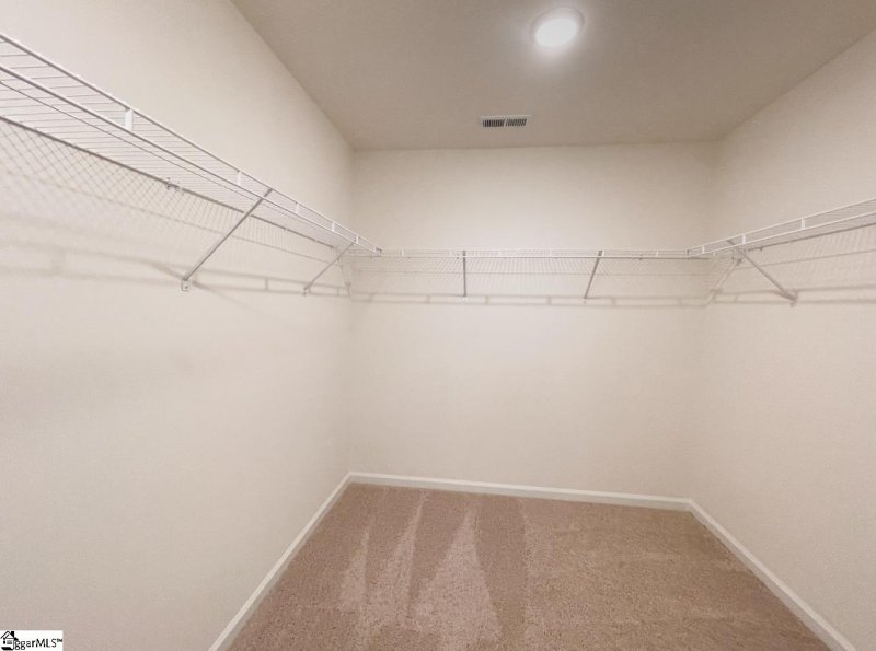 Property image 3 of 216 Toal Court in Bellevue, Greenville, SC 29611