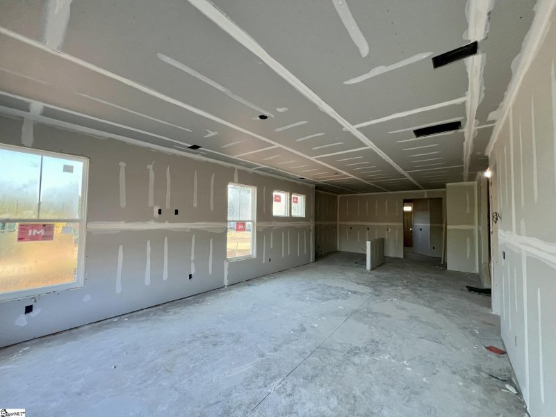 Property image 4 at 404 Metz Drive, Greenville, SC 29611