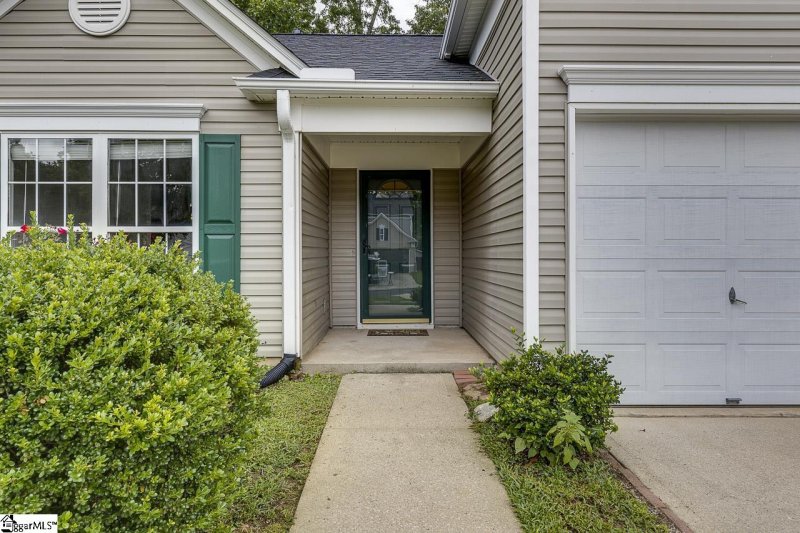 Property image 3 at 16 Brunner Court, Greer, SC 29650
