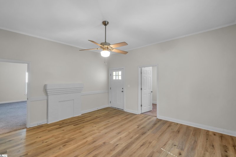 Property image 4 at 6 Cardwell Street, Greenville, SC 29605