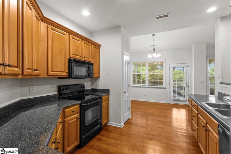 Property image 3 at 112 Wild Thorn Lane, Greenville, SC 29615